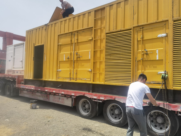 罗山汽油发电机对供油装置的要求